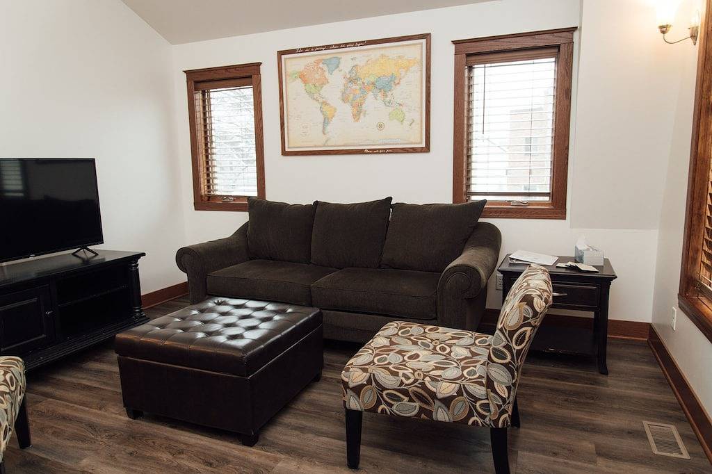 Kingfield, Minneapolis; Schlaf 6; Neubau, 3 Meilen von der Innenstadt entfernt in King Field, Minneapolis