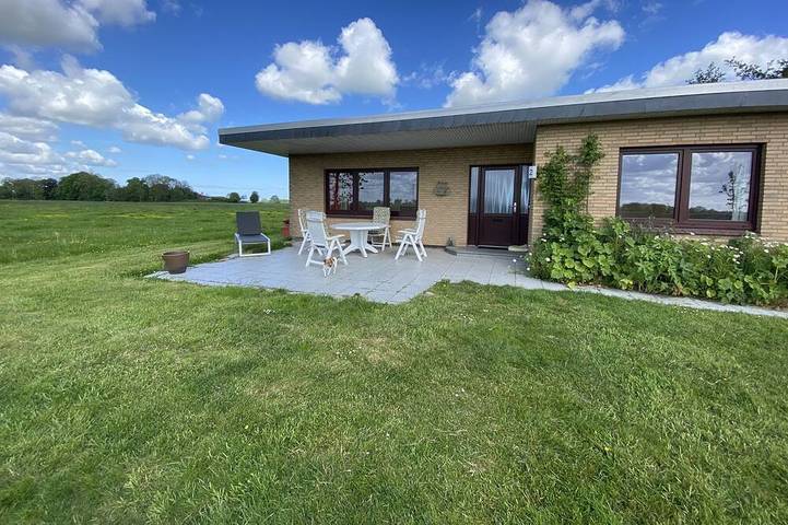 Bungalow für 7 Personen, mit Garten und Terrasse, mit Haustier