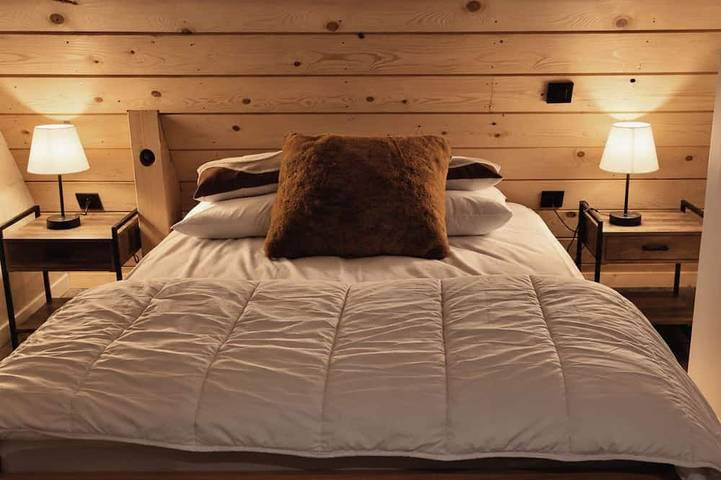 Berghütte-Ensuite mit Bad in Super Besse, Besse-et-Saint-Anastaise