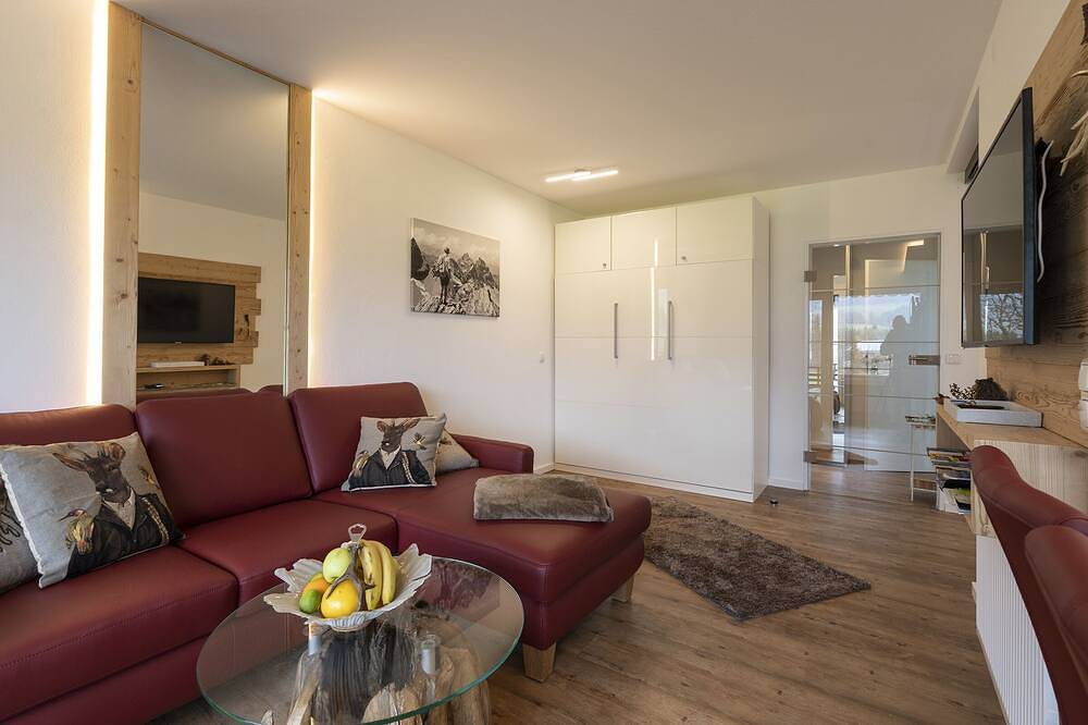 Ganze Wohnung, Ferienwohnung Auszeit mit Hallenbad und Sauna in Sulzberg, Bayerisch Schwaben