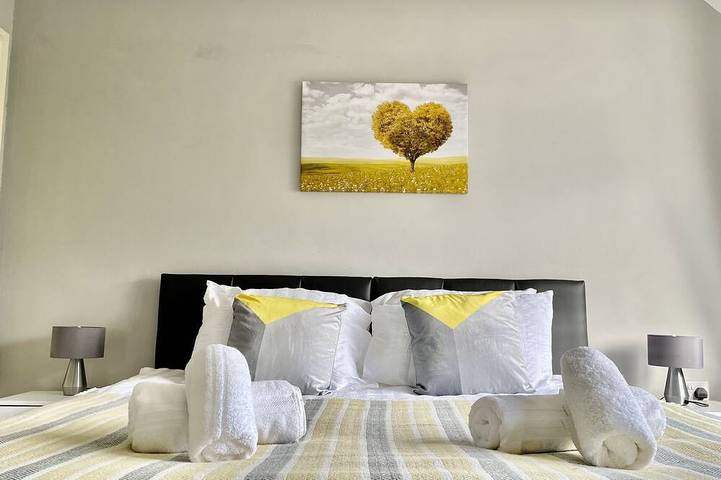 Location de vacances pour 7 personnes, avec terrasse et jardin dans Chatham (United Kingdom)