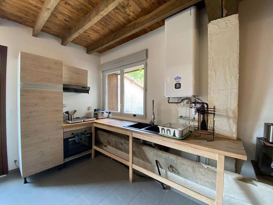 Appartement entier, Two-Bedroom Apartment in Saubrigues, Région de Dax