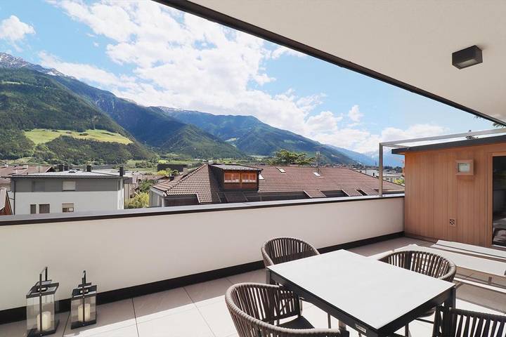Vakantiewoning voor 3 personen, with terras and sauna as well as uitzicht in Naturns