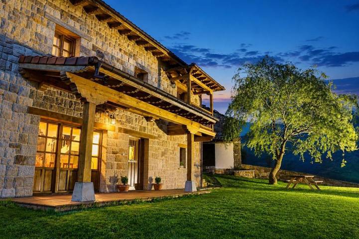 Casa de vacaciones para 8 personas, con jardín, Se admiten mascotas - 1