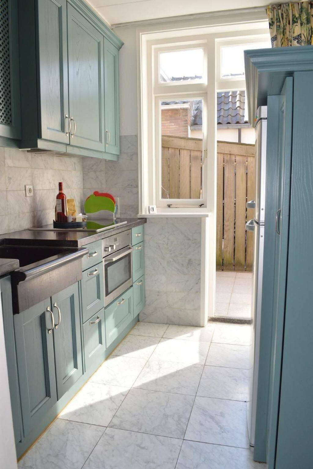 "Emmastraat" mit Terrasse in Katwijk, Nederlandse Noordzeekust