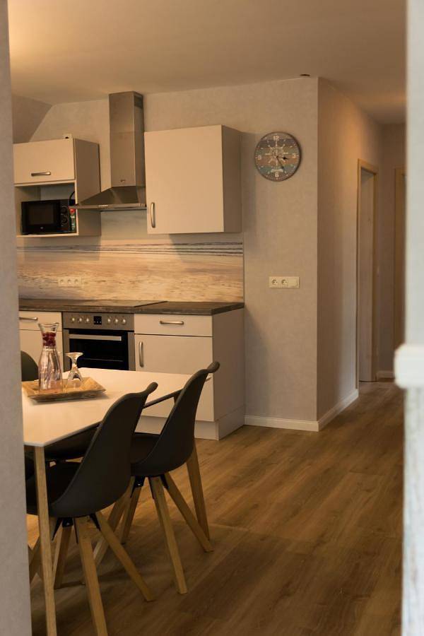 Ferienwohnung für 4 Personen, mit Terrasse und Garten in Katharinenheerd - 4