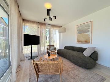 Ferienwohnung für 4 Personen, mit Garten und Seeblick in Unteruhldingen
