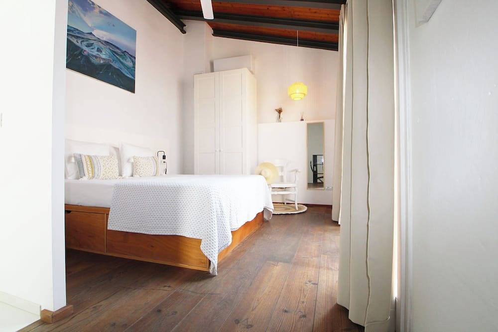 Casa Entera En El Centro Histórico in Maó, Menorca