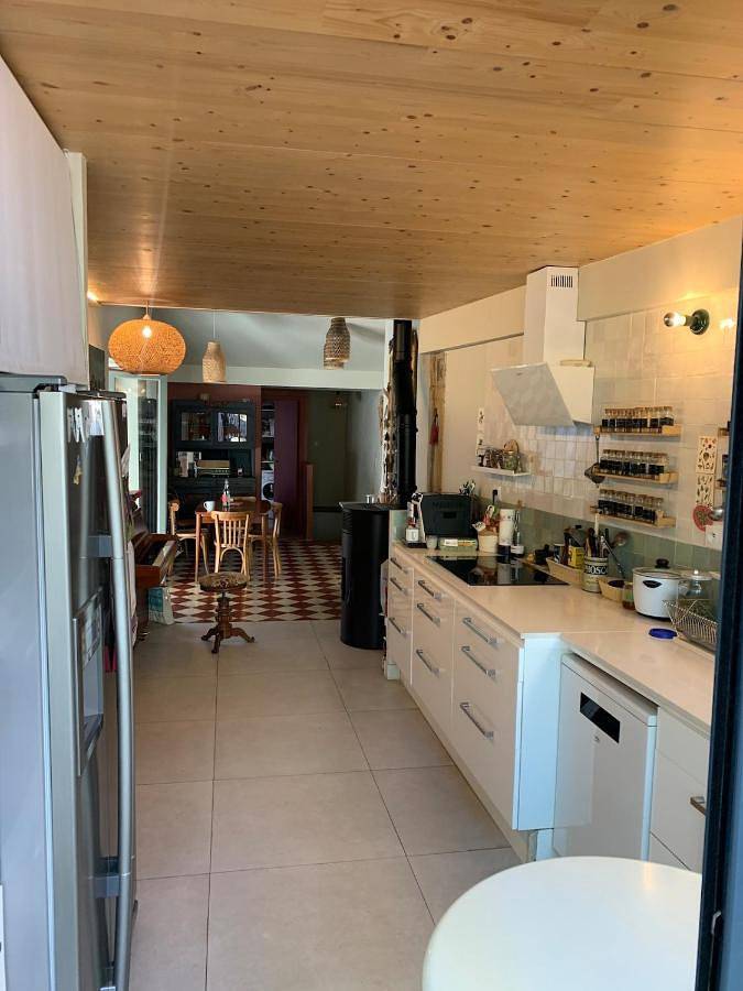 Villa pour 5 personnes, avec jacuzzi ainsi que jardin et terrasse, animaux acceptés à Lyon - 2