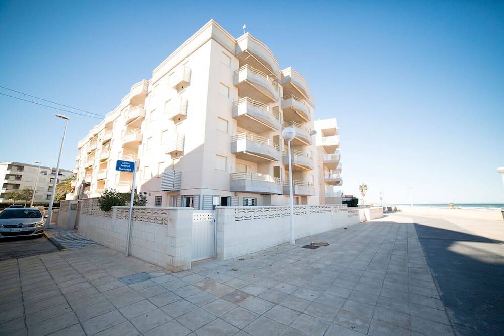 Entire apartment, Apartment 'Vistamar' with Balcony and Wi-Fi in Bellreguard, Costa de Valencia