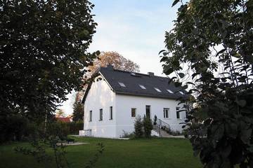 Ferienhaus für 16 Personen, mit Garten in Berlin