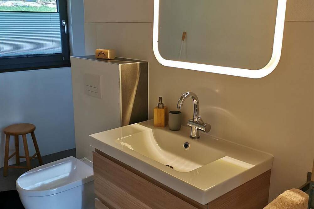 Ganze Wohnung, Ferienhaus Inari - Ferienhaus, Dusche, Wc, neuwertig in Seck, Westerwald
