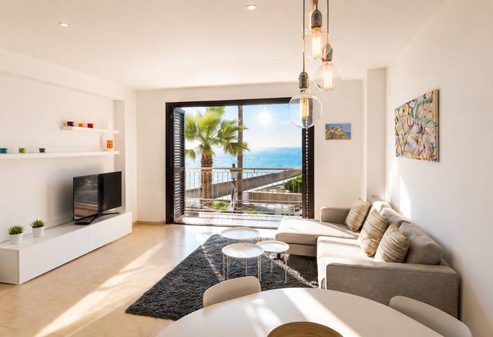 Appartement entier, Appartement de vacances pour 4 personnes avec balcon in Platja de Sant Sebastià (Sitges), Sitges