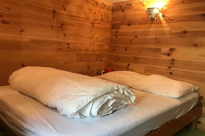 Chalet pour 8 personnes, avec terrasse et jardin, animaux acceptés dans Gourette - 3