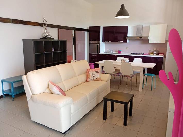 Location de vacances pour 3 personnes, avec terrasse et jardin à Impalata - 4