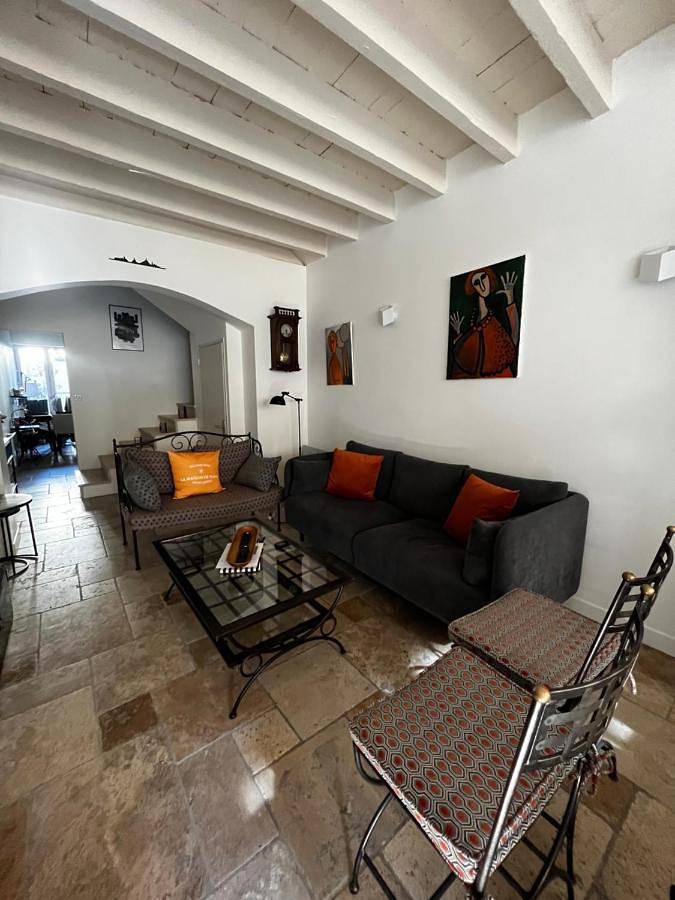 Location de vacances pour 6 personnes, avec balcon dans Office de Tourisme d'Aigues-Mortes en Terre de Camargue - 4
