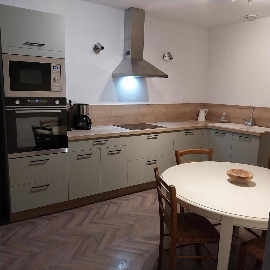 Appartement entier, Apartment in Sainte-Mère-Église, Région de Cherbourg