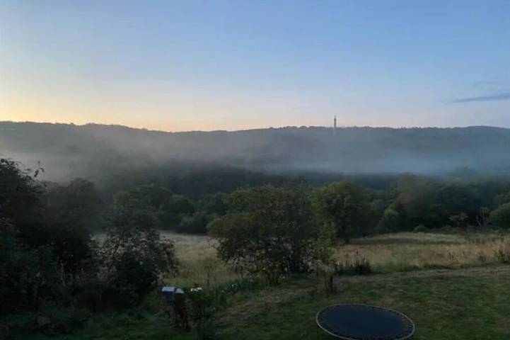 Tiny Home No.1 Railway Carriage with Stunning Views in Gateshead