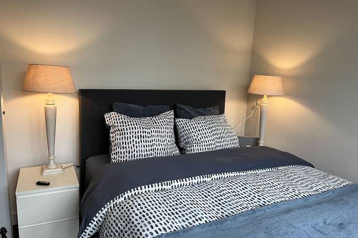 Ganze Wohnung, Cute apartment  with office space nearby Amsterdam. Long term rental on request. in Bussum, Nordholland