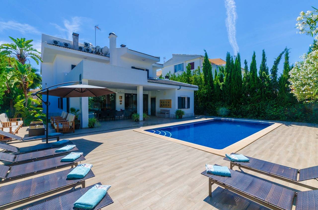 Villa Diagonal in Can Picafort, Santa Margalida