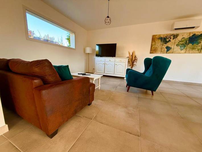 Location de vacances pour 6 personnes, avec jardin ainsi que piscine et vue à Mormoiron - 4