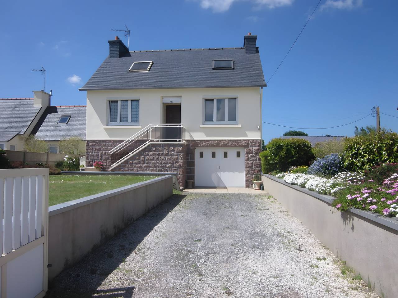 Maison de vacances « Ty Guillou » avec jardin privé et Wi-Fi in Plouguiel, Côte de Granit Rose
