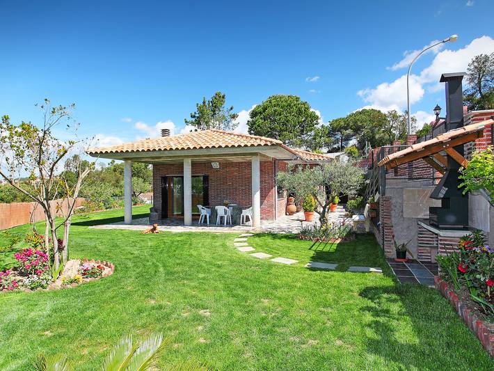 Maison de vacances pour 7 personnes, avec bassin pour enfant et jardin - 1