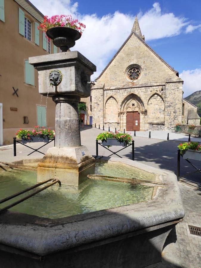 Appartement entier, Gîte La Tanière Des Alpes in Bayons, Région de Forcalquier