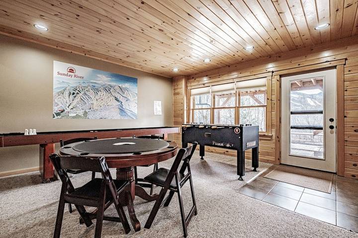 Chalet pour 14 personnes, avec jacuzzi et terrasse