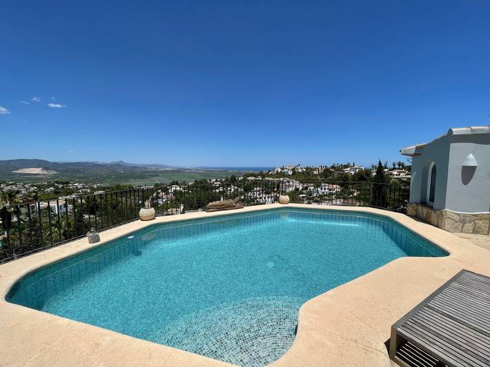 Casa rural para 8 personas, con terraza además de jardín y piscina en Ráfol de Almunia - 3