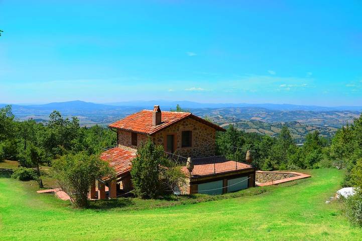Ferienhaus für 4 Personen, mit Balkon und Garten in Roccalbegna
