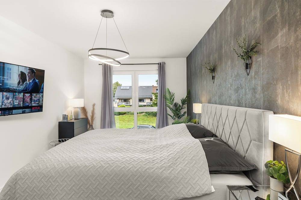 Apartamento entero, Fairmieten: Moderne Suite mit Balkon und Parkplatz in Heepen, Bielefeld