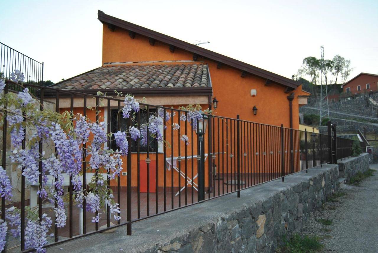 Comfort Triple Room in Ponte Boria, Piedimonte Etneo