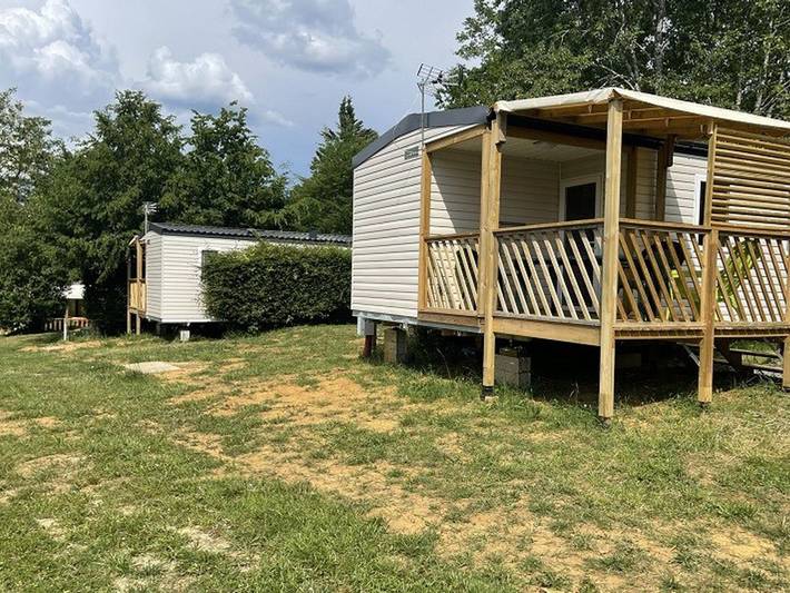Camping pour 6 personnes, avec piscine