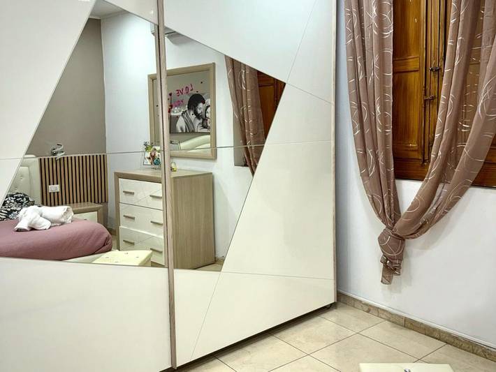 Gîte pour 5 personnes, avec balcon à Adrano - 4