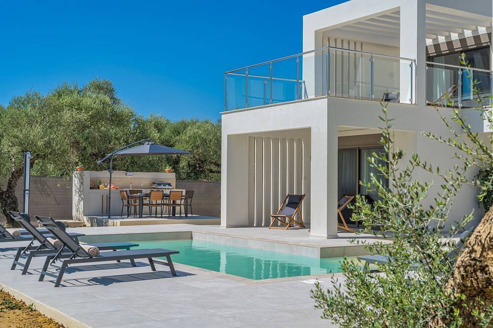 3-Bedroom Villa with Private Pool - Hariati Villas in Kipseli, Zakynthos