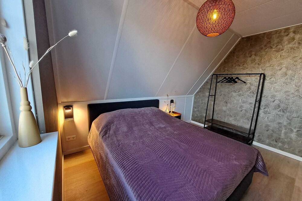 Wellness house directly at Drents-Friese Wold in Drenthe