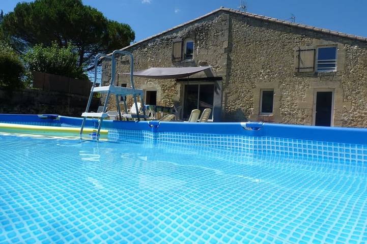 Gîte pour 8 personnes, avec jardin à Romagne