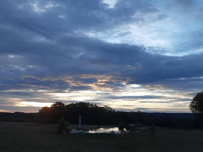 Location de vacances pour 10 personnes, avec Terrasse ainsi que Piscine et Vue à Sainte-Croix (France) - 2
