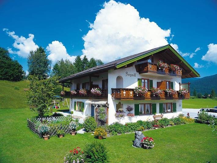 Filter.senior_travel.vacation_home für 2 Personen, mit Balkon in Krün - 2