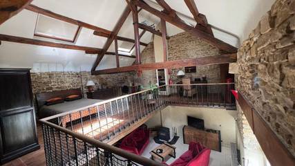 Gîte pour 6 personnes, avec jardin à Chiny