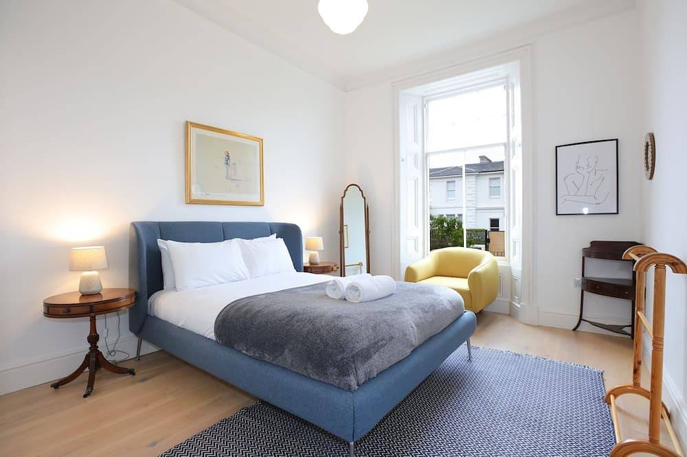 Luxury Victorian villa in the heart of North Berwick, sleeping up to 6 guests. in North Berwick, Edinburgh and Lothian