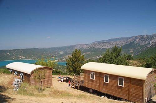 Location de vacances pour 2 personnes, avec jardin et vue, animaux acceptés à Aiguines - 2
