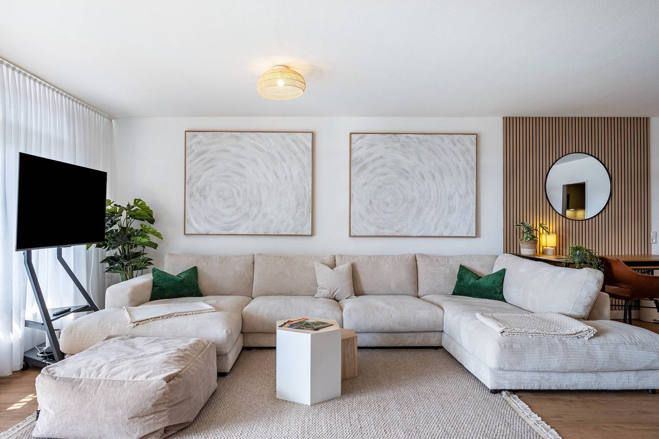 Appartement entier, Appartement familial "Au sommet du Feldberg" – Randonnée & vélo dès la porte, 90 m², carte incluse in Feldberg, Forêt-Noire du Sud