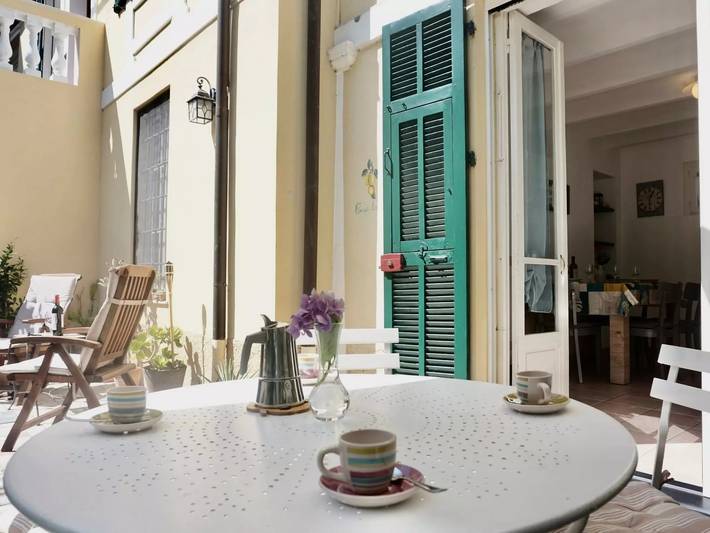 Gîte pour 6 personnes, avec jardin à Vallecrosia - 4