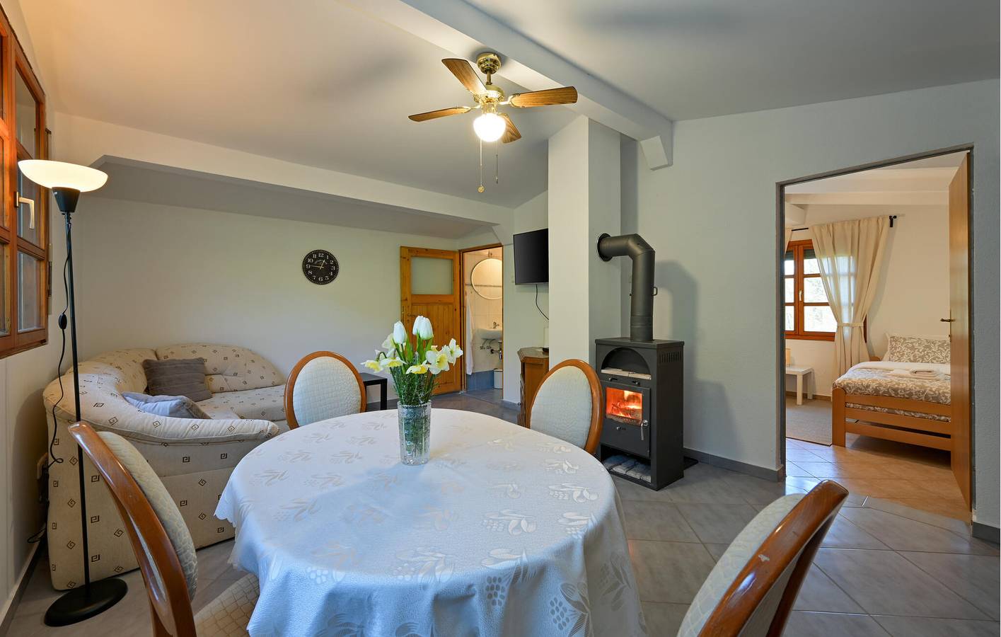 Modern appartement met terras en wifi in de buurt van de bezienswaardigheden van Donja Stubica in Krapina-Zagorje