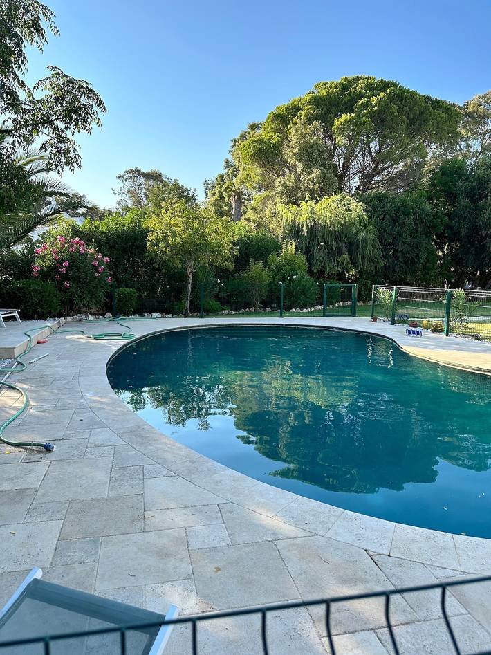 Villa für 8 Personen, mit Balkon und Garten