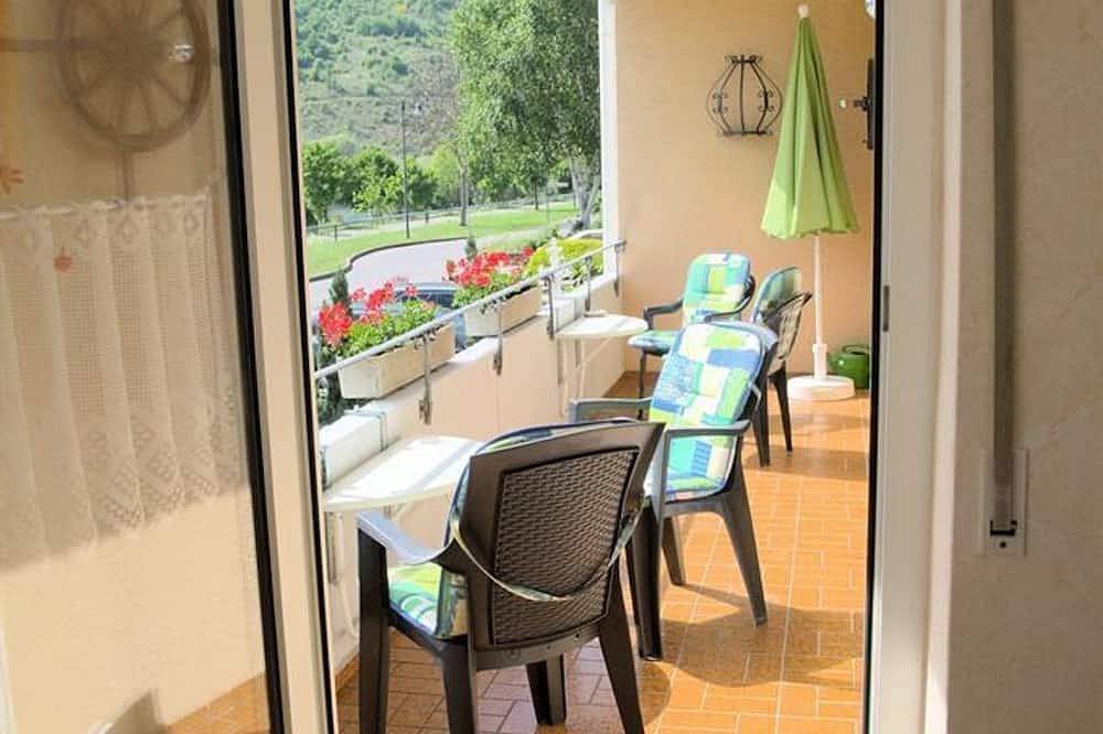Ganze Wohnung, Ferienwohnung 1 - Haus Anita in Zeltingen-Rachtig, Bernkastel-Kues & Umgebung
