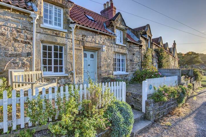 Cottage for 6 people, with Balcony/Terrace and Garden in Sandsend
