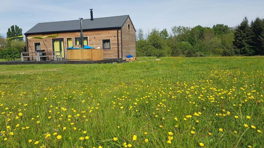 Gîte pour 10 personnes, avec jardin ainsi que vue et piscine dans Le Controis-en-Sologne - 2